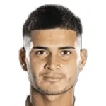 Roberto León