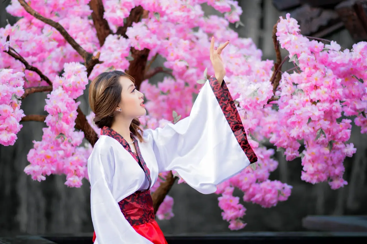 Medvirkende i Grease 2