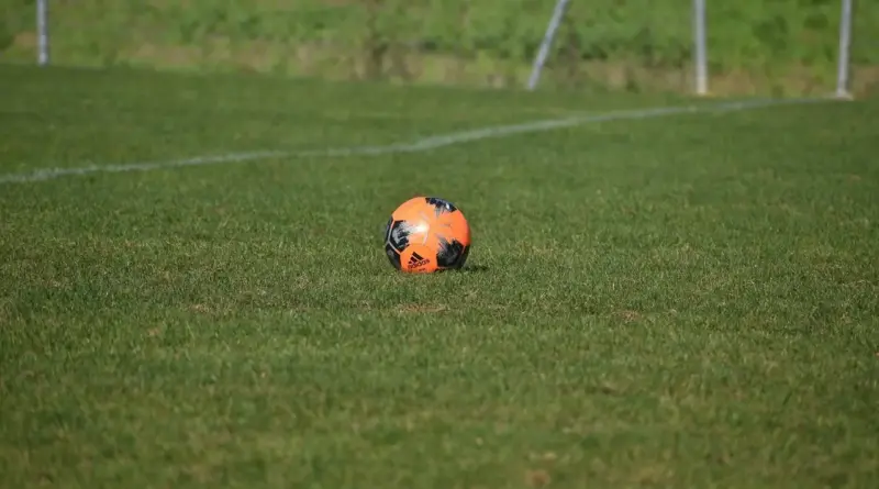 Drama, straffespark og sene afgørelser: Runde 19 i Primera Nacional 2025