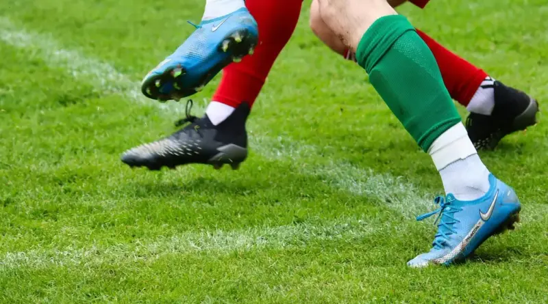 Fuld spilleplan for runde 9 i Primera B Metropolitana 2025 – alle ti opgør på én og samme lørdag