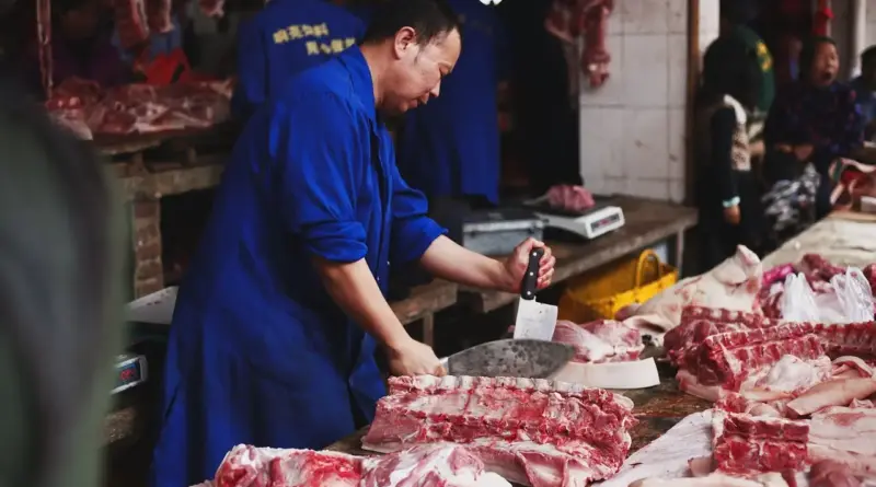 James Price kone: Livet bag navnet og parforholdet