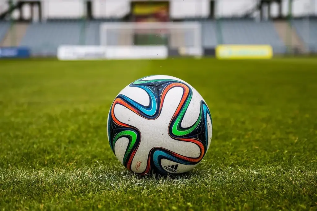 Primera Nacional 2026 – runde 5: skarpe afslutninger, sene udligninger og solide hjemmesejre