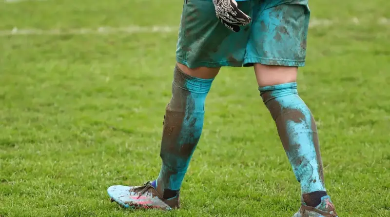 Runde 29 i Primera Nacional: Sene udligninger, stærke udepræstationer og flere målfattige opgør