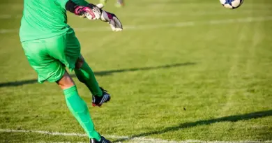 Runde 7 i Primera Nacional 2026: Udeholdene dominerede og sene dramaer prægede weekenden